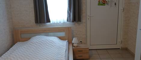 1 Schlafzimmer, WLAN, Bettwäsche