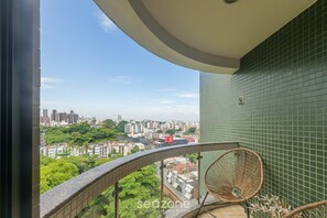 Basic Apartment | Property grounds - Live Salvador in Style! (Salvador)