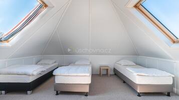 3 bedrooms, free WiFi, bed sheets