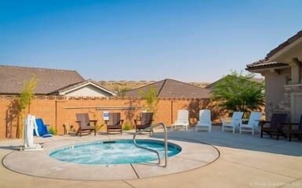 Maison, 5 chambres | Piscine | Piscine chauffée