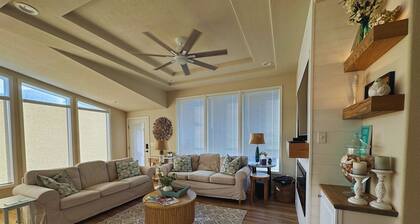 Winters by the Sea - Hot tub - Fenced in yard