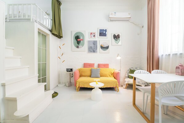Suite, 2 Bedrooms | Blackout drapes, iron/ironing board, free WiFi
