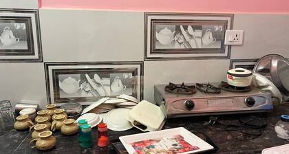 Kusum Homestay 200-300m distance from Ram Mandir hostet By Avinash Mishra