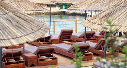 Golden Beach Suites