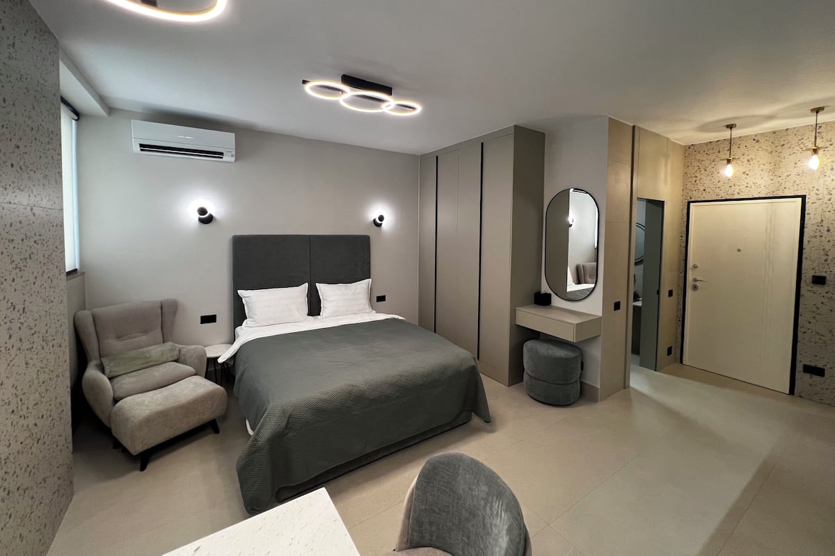 Deluxe Studio Suite, Beachside
