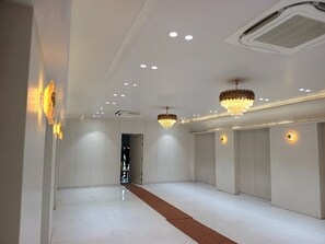 Banquet hall - Hotel K A Square (Bhopal)
