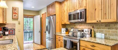 微波炉、烤箱、炉灶、洗碗机