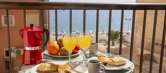 AlmeriaSuite Las Caracolas Beach