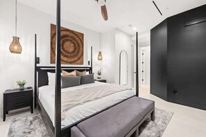 6 bedrooms, iron/ironing board, WiFi (free)