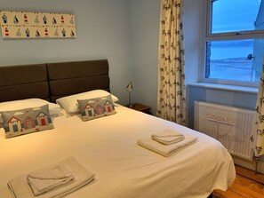 3 chambres, Wi-Fi gratuit, draps fournis