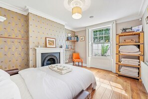 4 habitaciones, wifi gratis y ropa de cama 