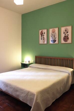 2 Schlafzimmer, Bügeleisen/Bügelbrett, WLAN, Bettwäsche