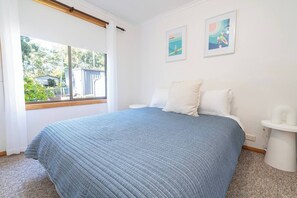 3 bedrooms, iron/ironing board, travel cot, bed sheets