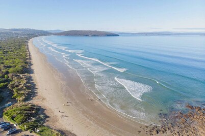 Seascape Cottage Headland Stay near Whale Watching