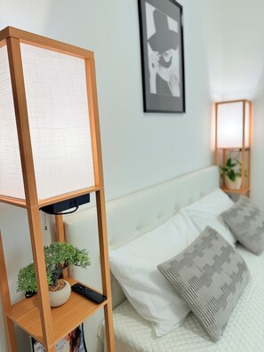 2 bedrooms, iron/ironing board, free WiFi, bed sheets - Sebastian's House (Como)