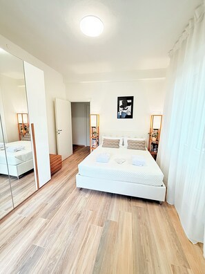 2 chambres, fer et planche à repasser, Wi-Fi gratuit, draps fournis