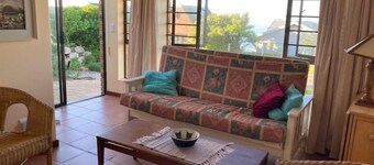 Cosy Apartment in Coastal Haven