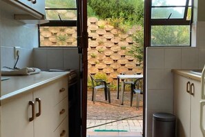 Interior - Cosy apartment in Coastal Haven (Glentana)