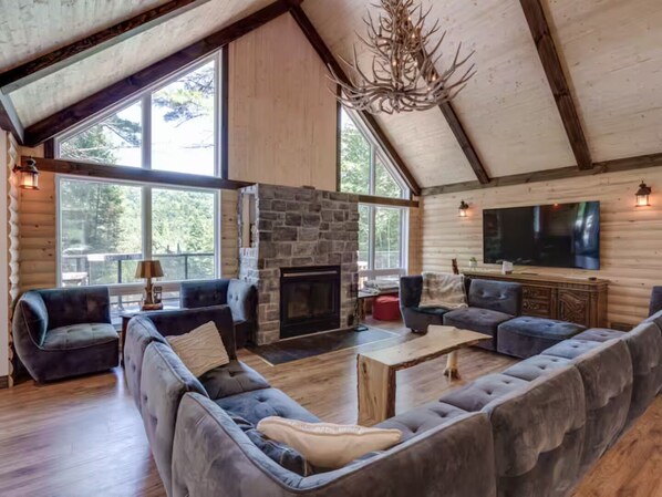 Smart TV, fireplace, video games, table football