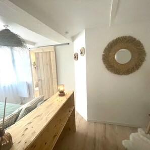1 quarto, ferros/tábuas de passar roupa, Wi-Fi, roupa de cama