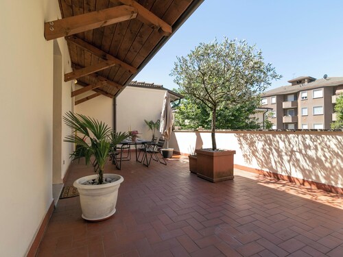 Unika House Lecco - One Bedroom Apartment, Sleeps 5