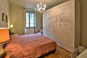 3 camere, ferro/asse da stiro, Wi-Fi gratuito, lenzuola
