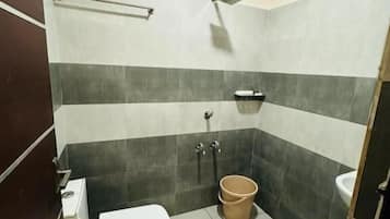 Shower, free toiletries, hair dryer, soap