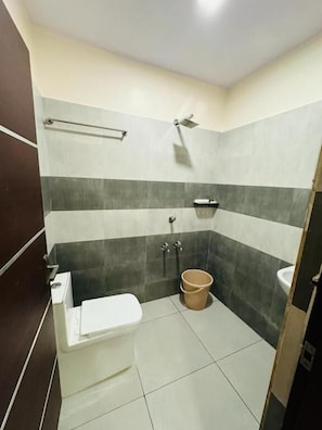 Shower, free toiletries, hair dryer, soap