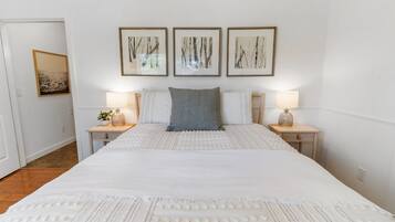 4 chambres, fer et planche Ă repasser, Wi-Fi, draps fournis