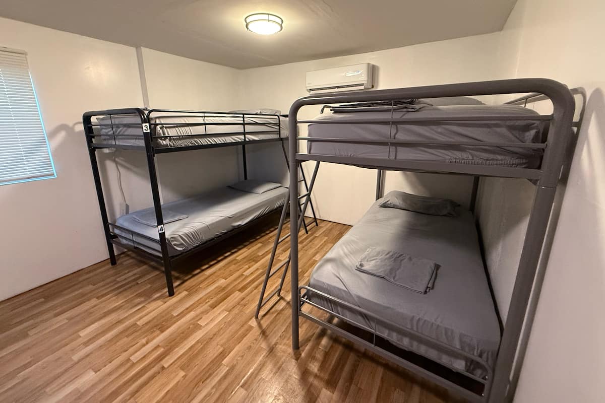 Economy Shared Dormitory, Mixed Dorm