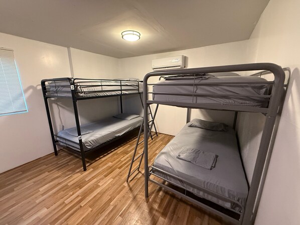 Economy Shared Dormitory, Mixed Dorm