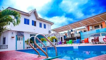 Piscina al aire libre