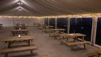 Área para banquetes al aire libre