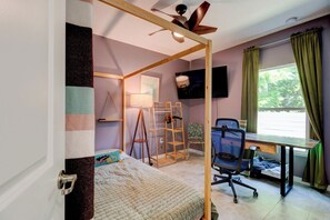 Fer et planche à repasser, Wi-Fi, draps fournis