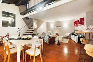 Trastevere Lovely Apartment (Via della Luce 55) | Coin séjour