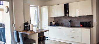 Vacation apartment MainStyle Hanau - for 5 people, with balcony, WLAN & parking space
