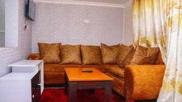 Executive Double Room, City View | Soundproofing, free WiFi, bed sheets