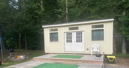 #11 - Digital Nomad Cabin on the river overlooking a lake with workstation