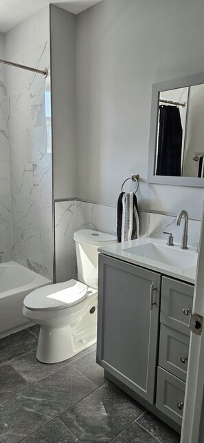 Hair dryer, towels, toilet paper - Lovely 8-bedroom house perfect for major event like FIFA or Just Explore Philly (Philadelphia)