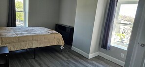 8 bedrooms, WiFi, bed sheets - Lovely 8-bedroom house perfect for major event like FIFA or Just Explore Philly (Philadelphia)