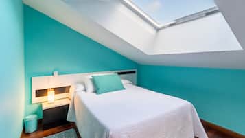 Fer et planche Ă repasser, Wi-Fi, draps fournis