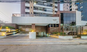 Basic Apartment | Exterior