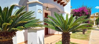 Villa with private pool and golf course views