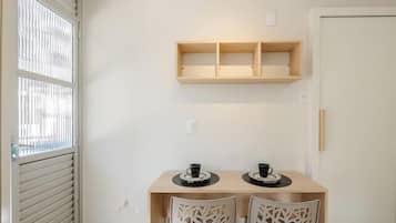 Basic Apartment | Interior