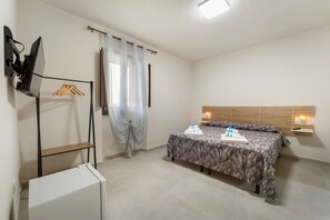 1 habitación y ropa de cama 