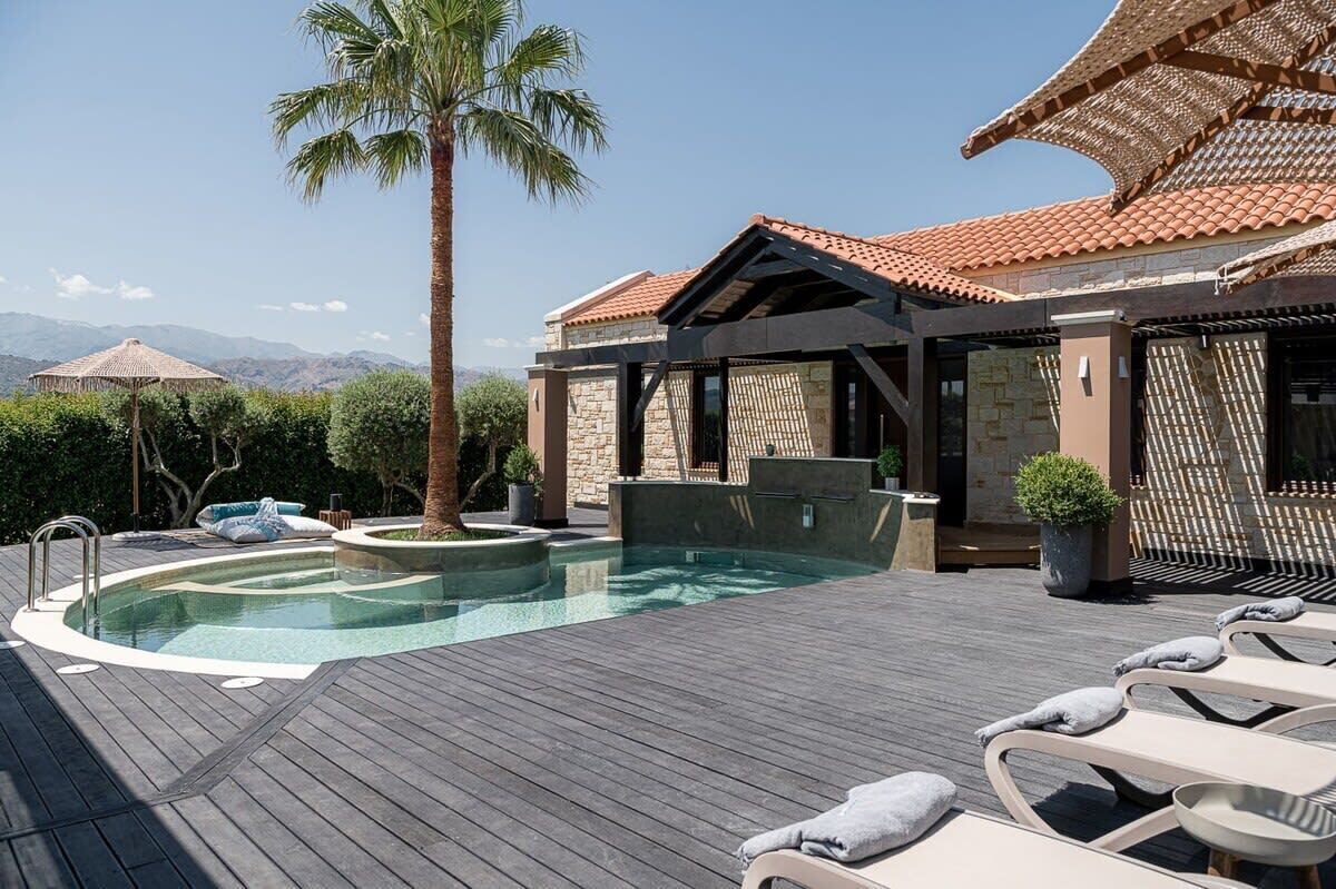 Piscine extérieure