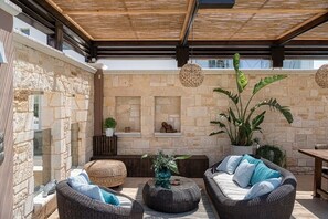 Terrace/patio - Villa Peacock with Spa Facilities (Daratsos)