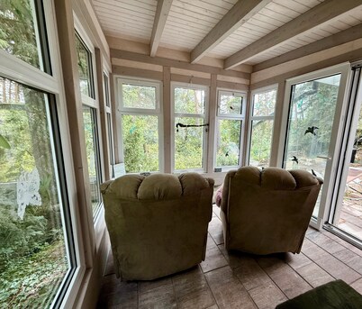 Holiday Home 'Seeblick' with Lake View, Private Terrace and Private Garden