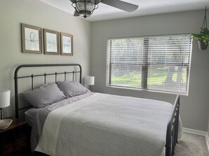 2 Schlafzimmer, Bügeleisen/Bügelbrett, kostenloses WLAN, Bettwäsche