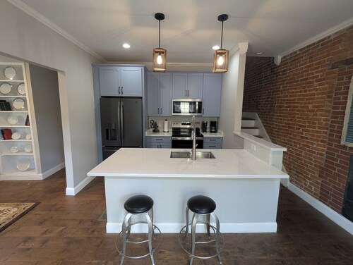 The Historic Tin Shop – A Cozy Retreat in the Heart of Augusta